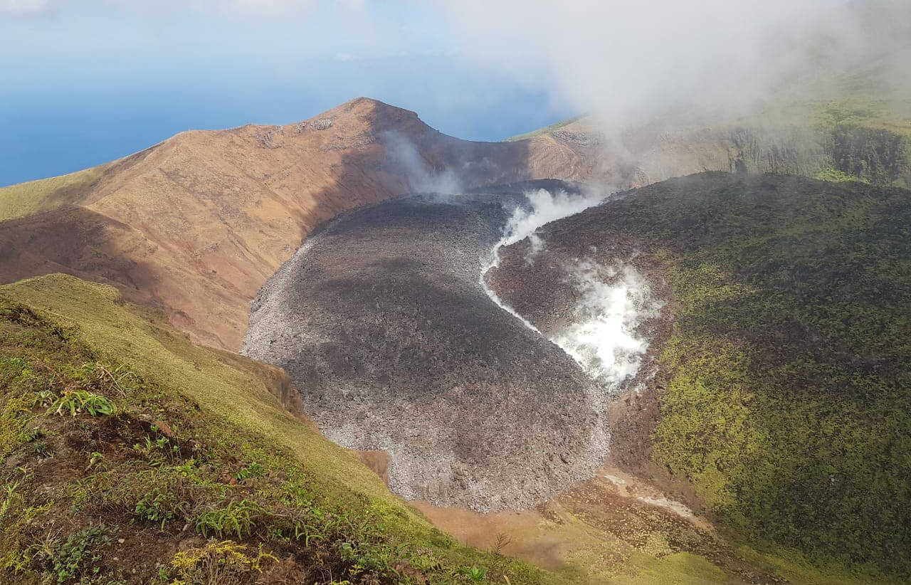 Cruise Ships Arriving Friday to Evacuate St  Vincent  